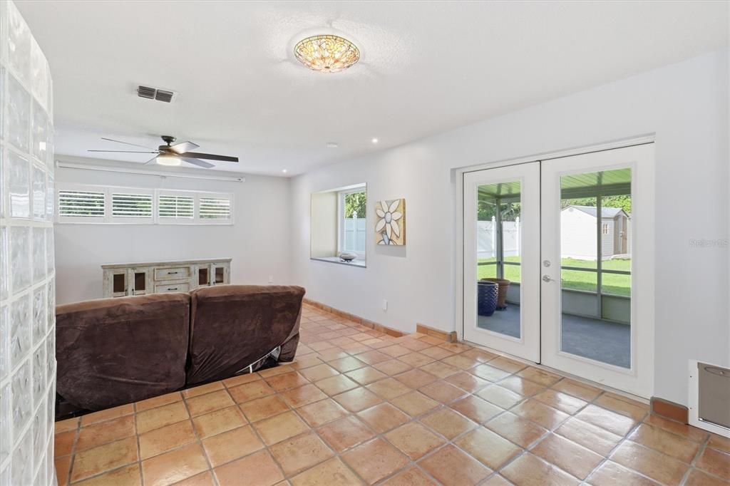 For Sale: $449,900 (4 beds, 2 baths, 1849 Square Feet)