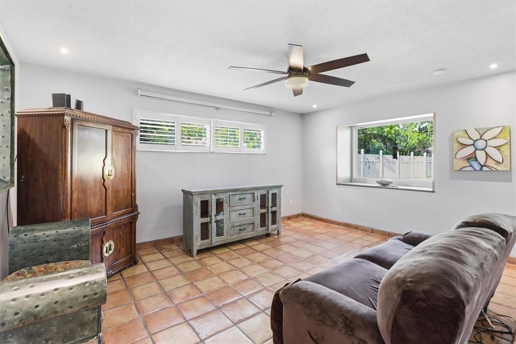 For Sale: $449,900 (4 beds, 2 baths, 1849 Square Feet)