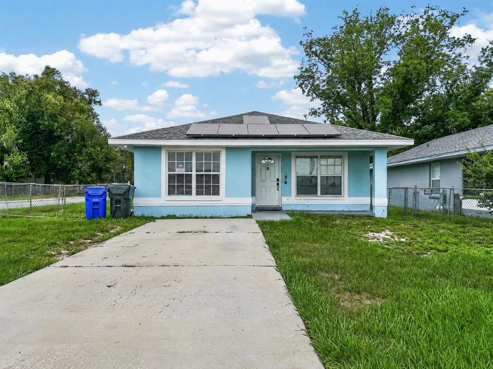 En Venta: $240,000 (3 camas, 2 baños, 1045 Pies cuadrados)