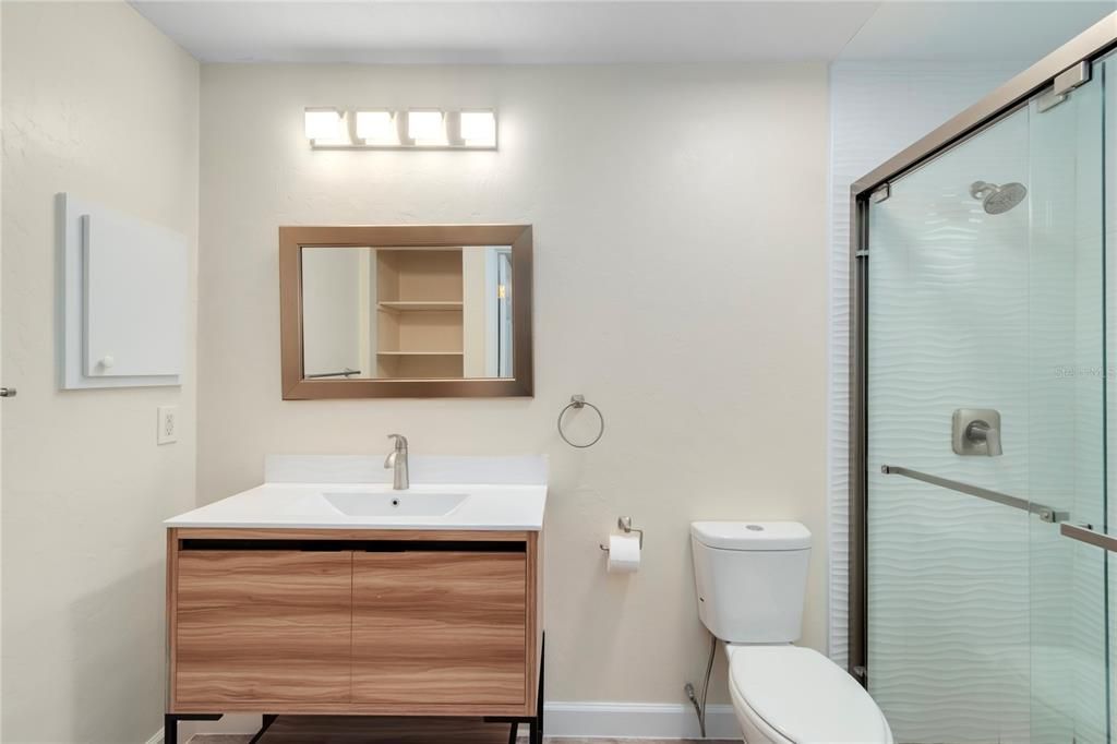 En Venta: $216,000 (2 camas, 2 baños, 1092 Pies cuadrados)