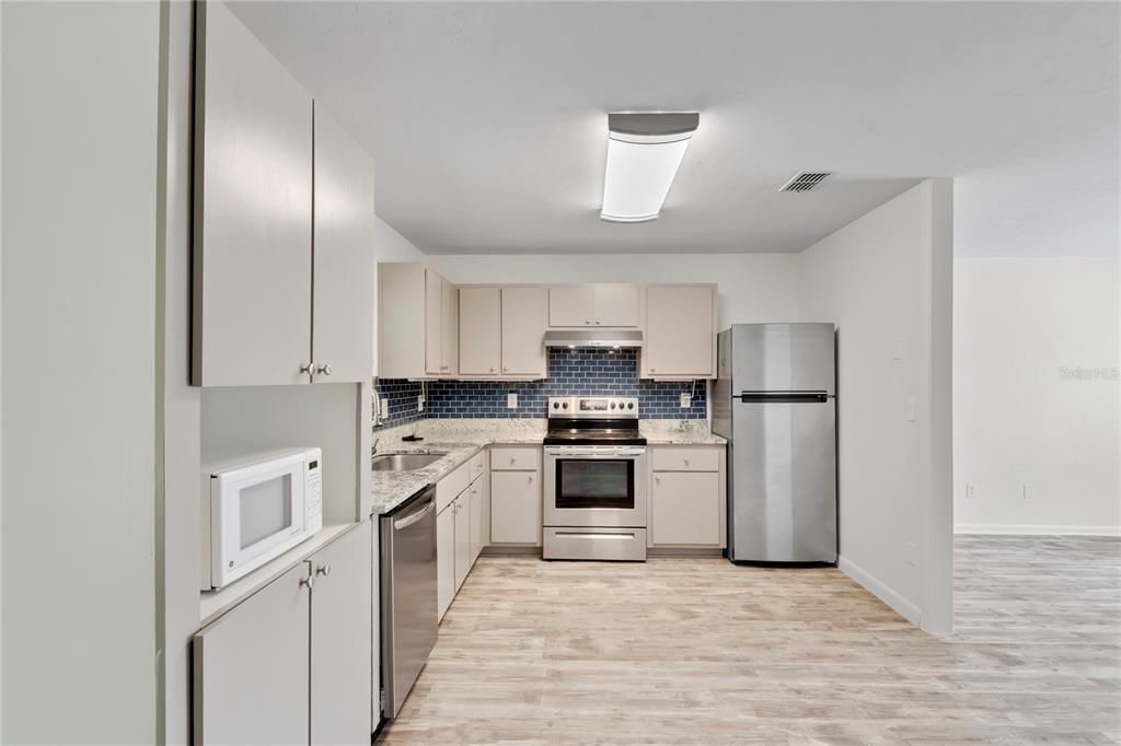 En Venta: $216,000 (2 camas, 2 baños, 1092 Pies cuadrados)