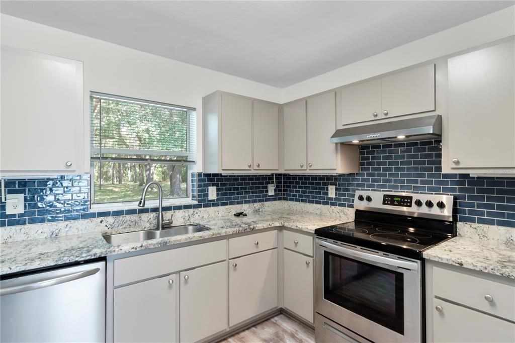 En Venta: $216,000 (2 camas, 2 baños, 1092 Pies cuadrados)