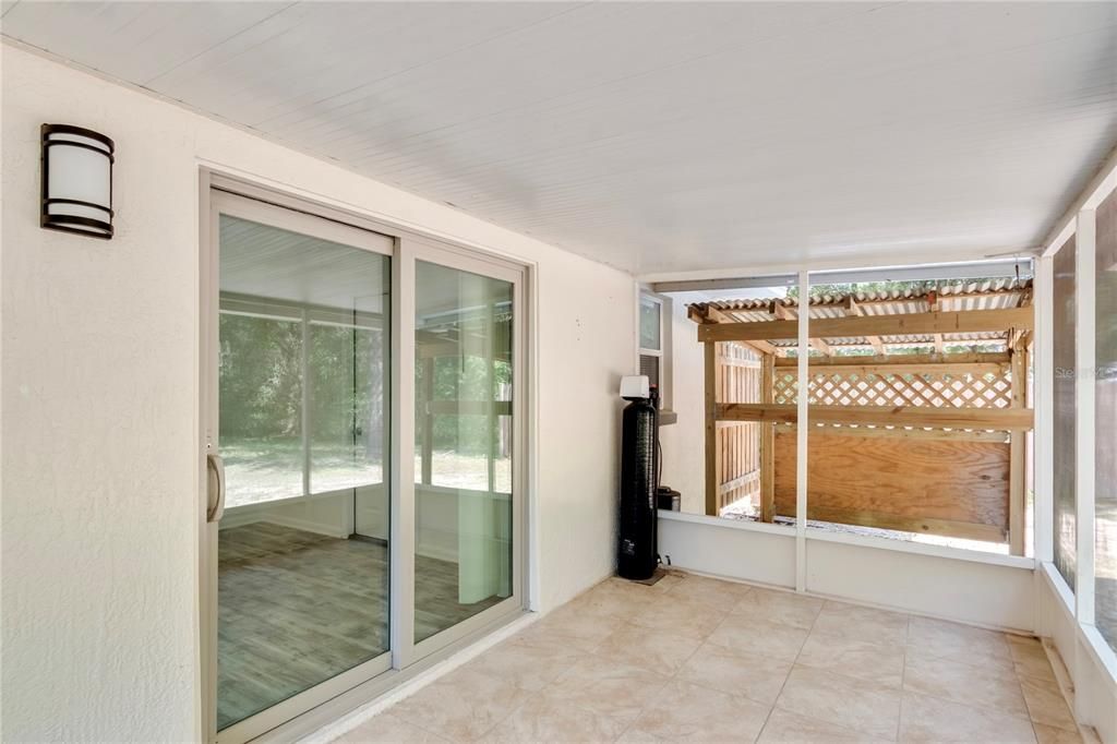En Venta: $216,000 (2 camas, 2 baños, 1092 Pies cuadrados)
