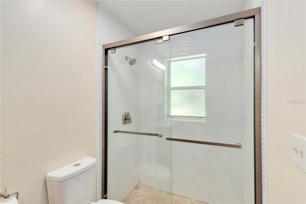 En Venta: $216,000 (2 camas, 2 baños, 1092 Pies cuadrados)