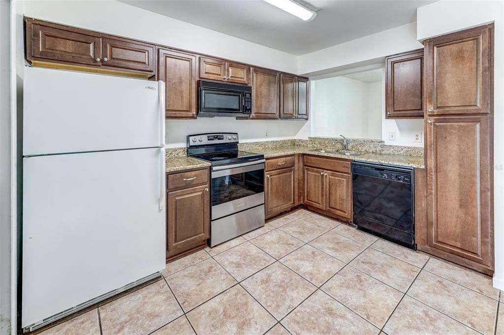 En Venta: $295,000 (3 camas, 2 baños, 1406 Pies cuadrados)