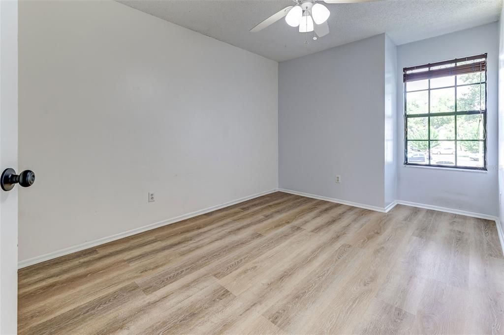 En Venta: $295,000 (3 camas, 2 baños, 1406 Pies cuadrados)
