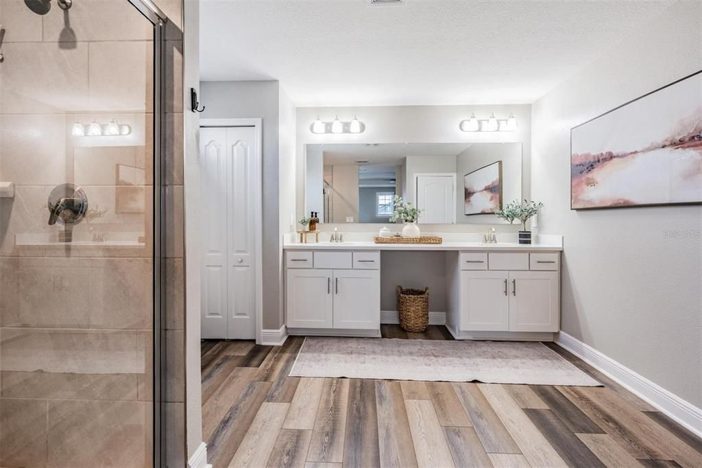 For Sale: $749,990 (4 beds, 2 baths, 3269 Square Feet)