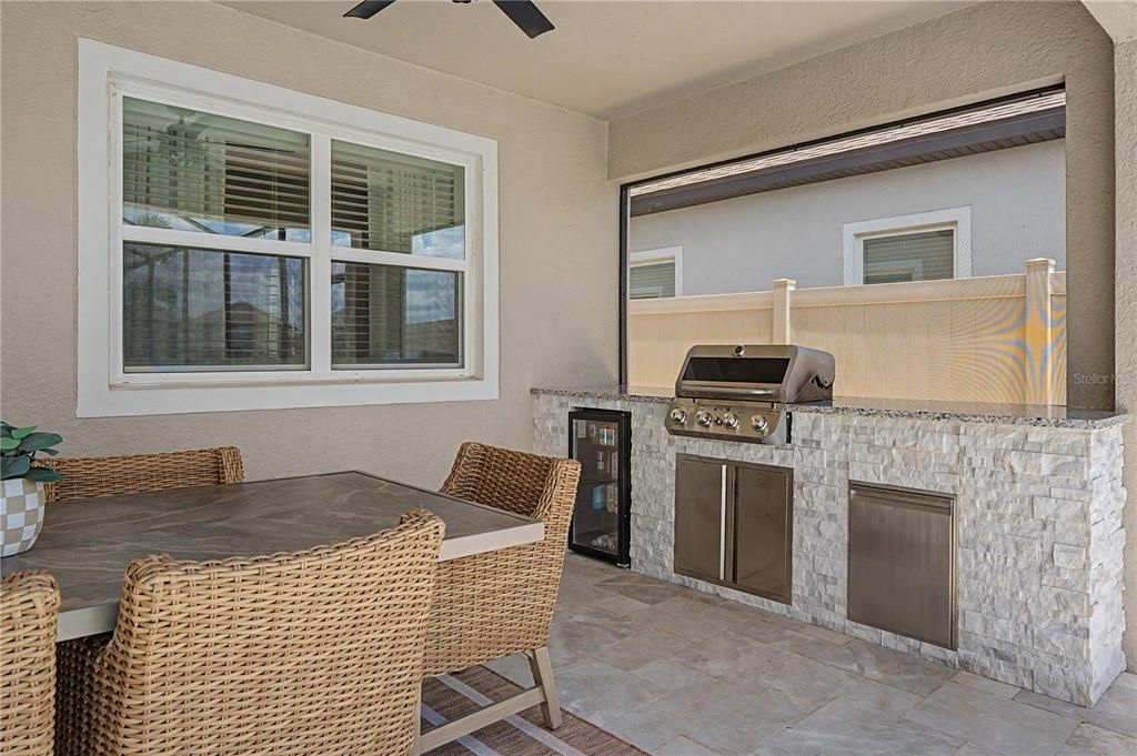 For Sale: $749,990 (4 beds, 2 baths, 3269 Square Feet)