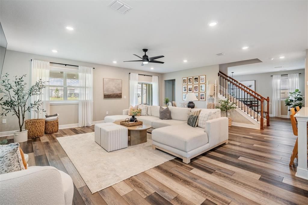 For Sale: $749,990 (4 beds, 2 baths, 3269 Square Feet)