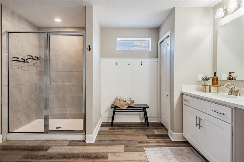 For Sale: $749,990 (4 beds, 2 baths, 3269 Square Feet)