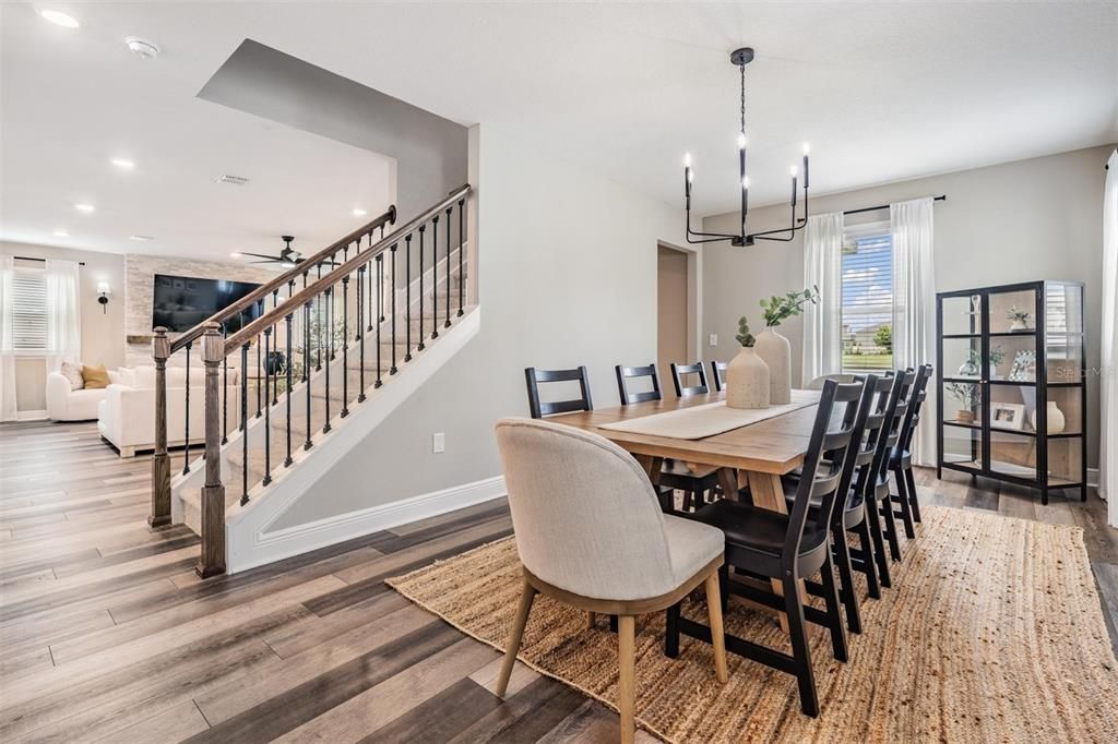 For Sale: $749,990 (4 beds, 2 baths, 3269 Square Feet)