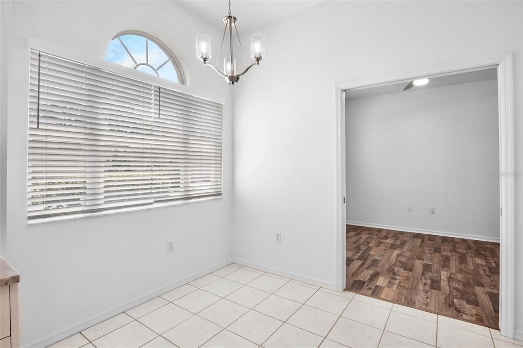 For Sale: $399,000 (2 beds, 2 baths, 1653 Square Feet)