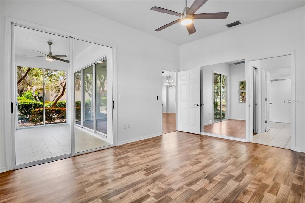 For Sale: $399,000 (2 beds, 2 baths, 1653 Square Feet)