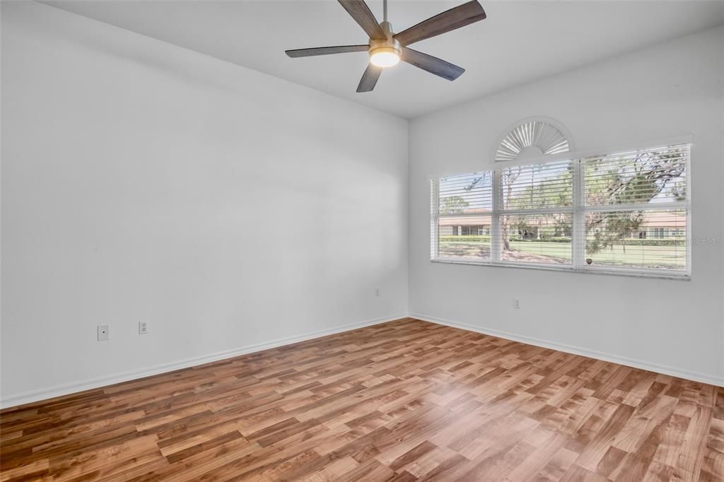 For Sale: $399,000 (2 beds, 2 baths, 1653 Square Feet)