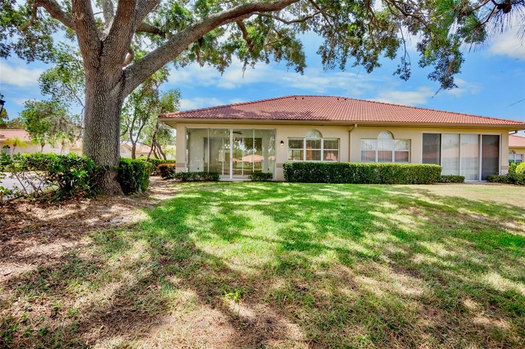 For Sale: $399,000 (2 beds, 2 baths, 1653 Square Feet)