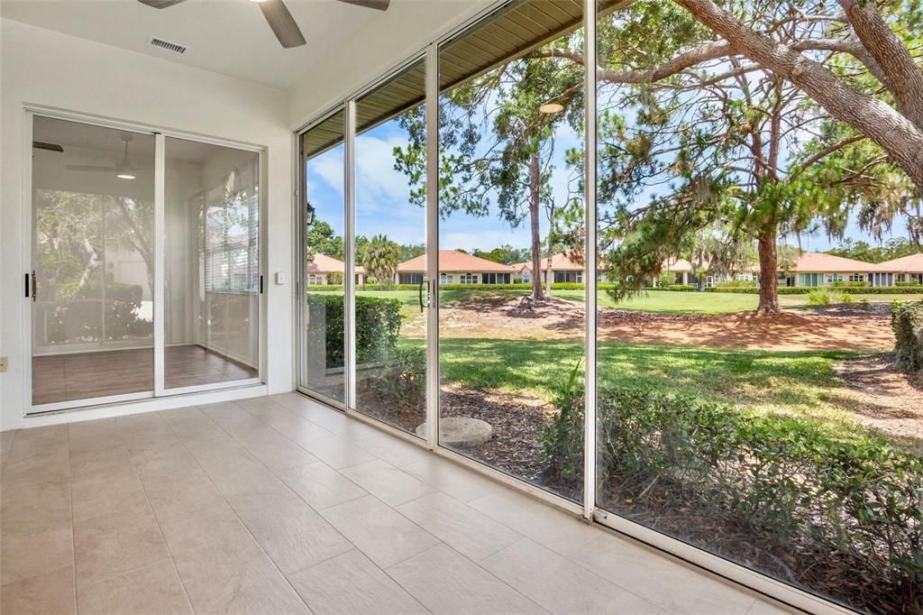 For Sale: $399,000 (2 beds, 2 baths, 1653 Square Feet)