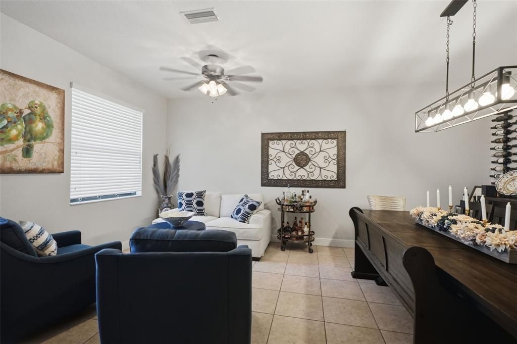 For Sale: $624,000 (5 beds, 5 baths, 3291 Square Feet)