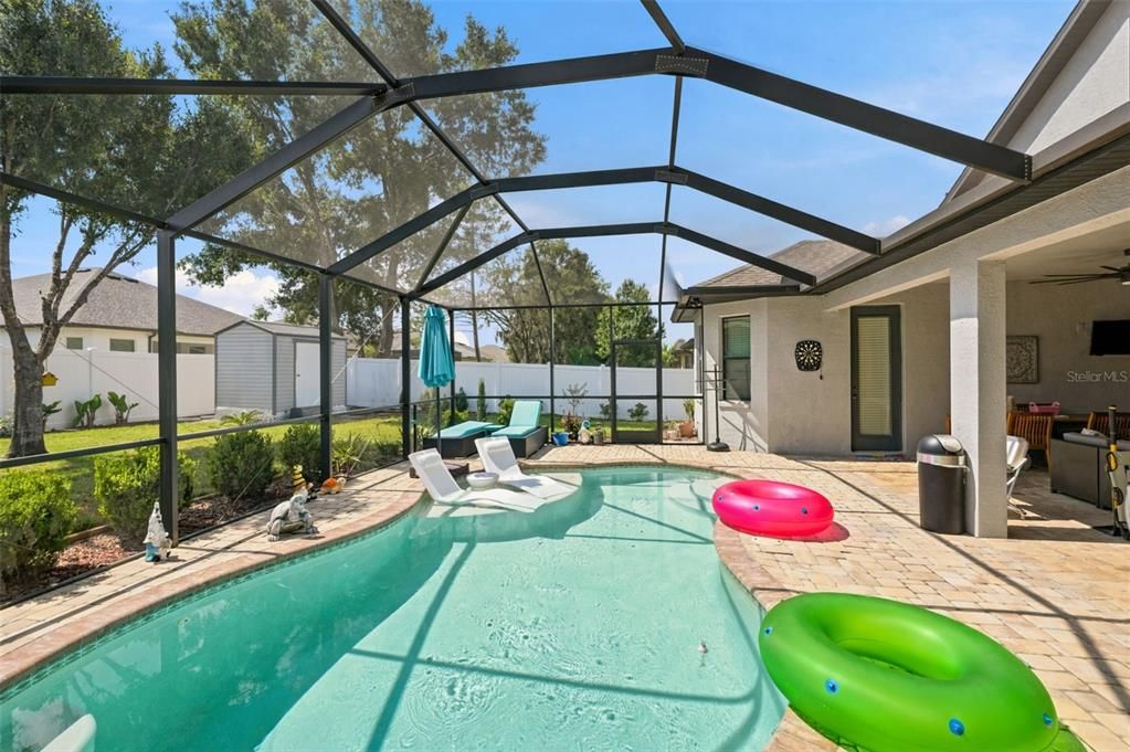 For Sale: $624,000 (5 beds, 5 baths, 3291 Square Feet)