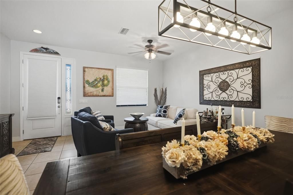 For Sale: $624,000 (5 beds, 5 baths, 3291 Square Feet)