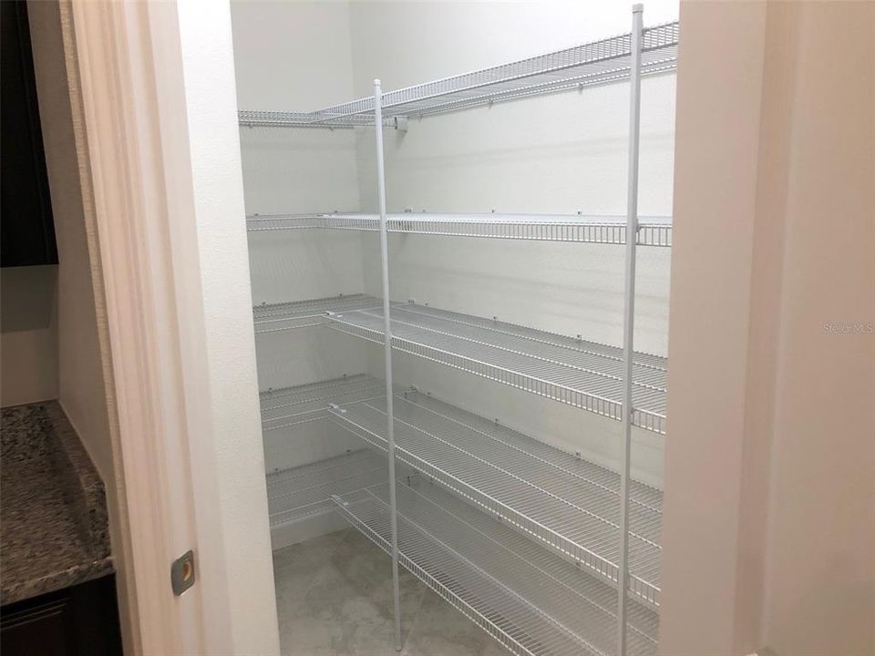 For Rent: $2,600 (3 beds, 2 baths, 1780 Square Feet)