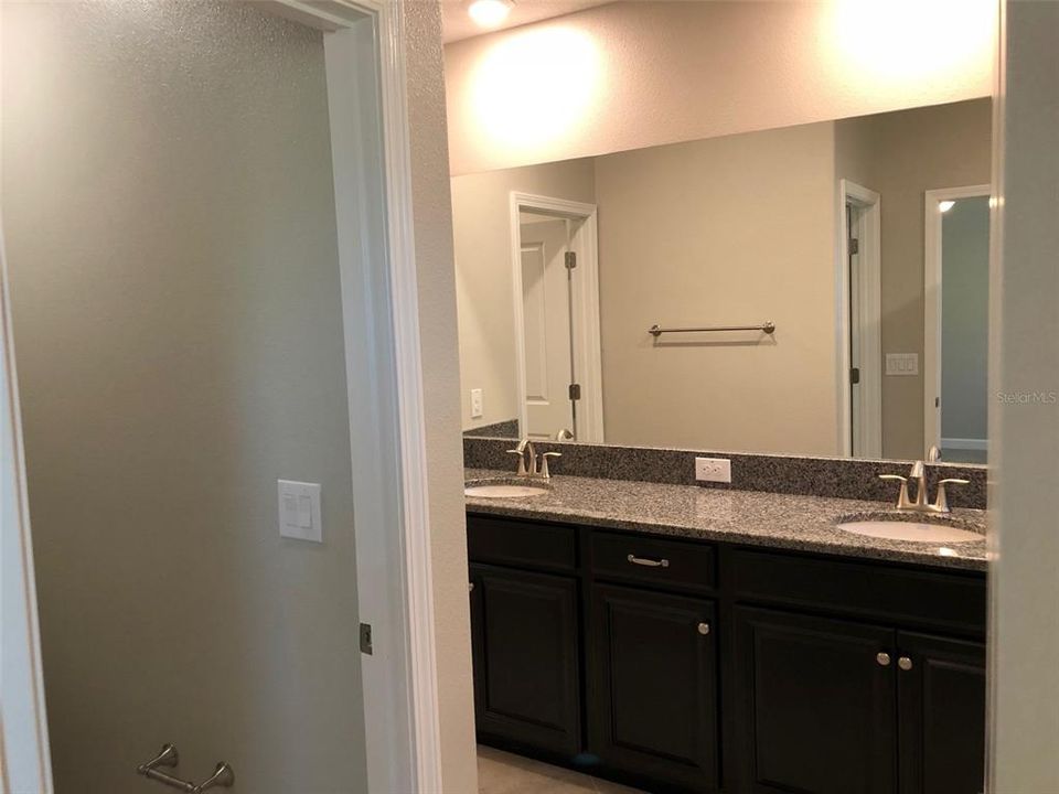 For Rent: $2,600 (3 beds, 2 baths, 1780 Square Feet)