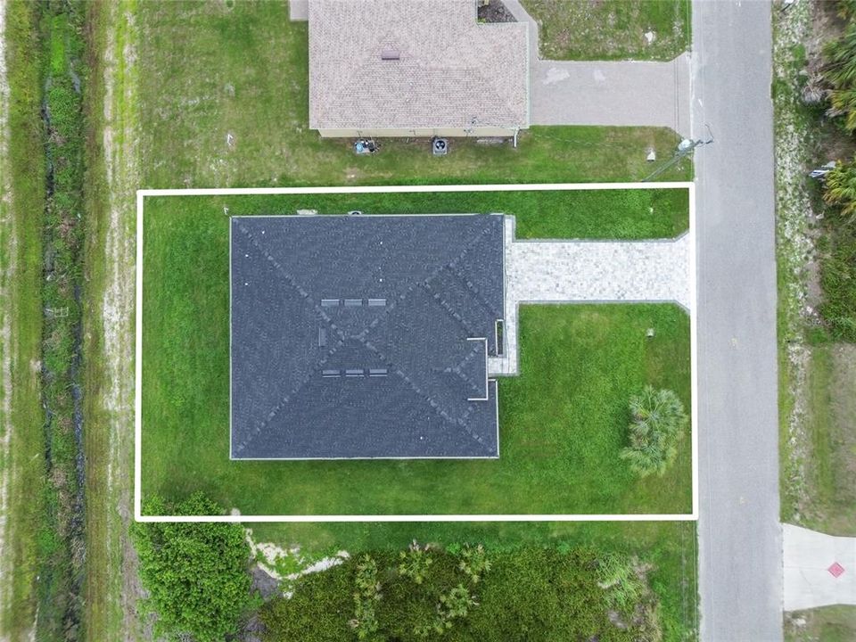 Active With Contract: $469,900 (4 beds, 3 baths, 2401 Square Feet)