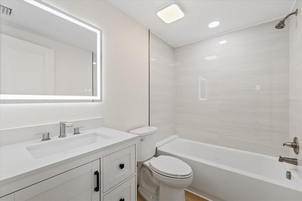 На продажу: $425,000 (4 спален, 2 ванн, 1452 Квадратных фут)