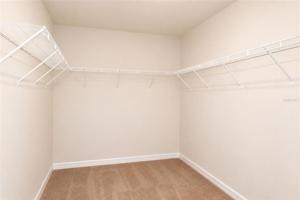 For Sale: $349,500 (4 beds, 2 baths, 2635 Square Feet)