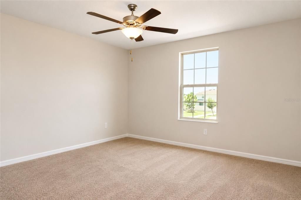 For Sale: $349,500 (4 beds, 2 baths, 2635 Square Feet)