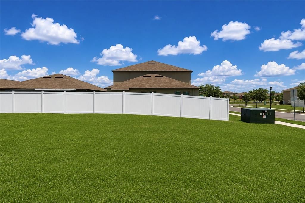 For Sale: $349,500 (4 beds, 2 baths, 2635 Square Feet)