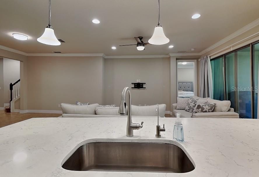 For Rent: $4,999 (3 beds, 2 baths, 2744 Square Feet)