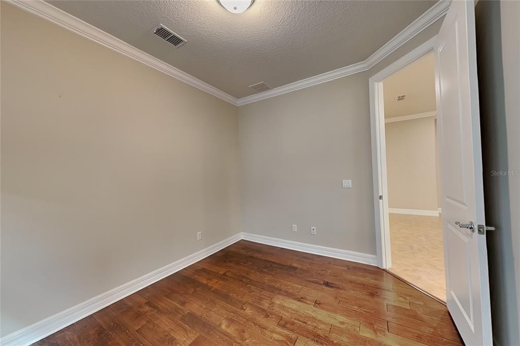 For Rent: $4,999 (3 beds, 2 baths, 2744 Square Feet)