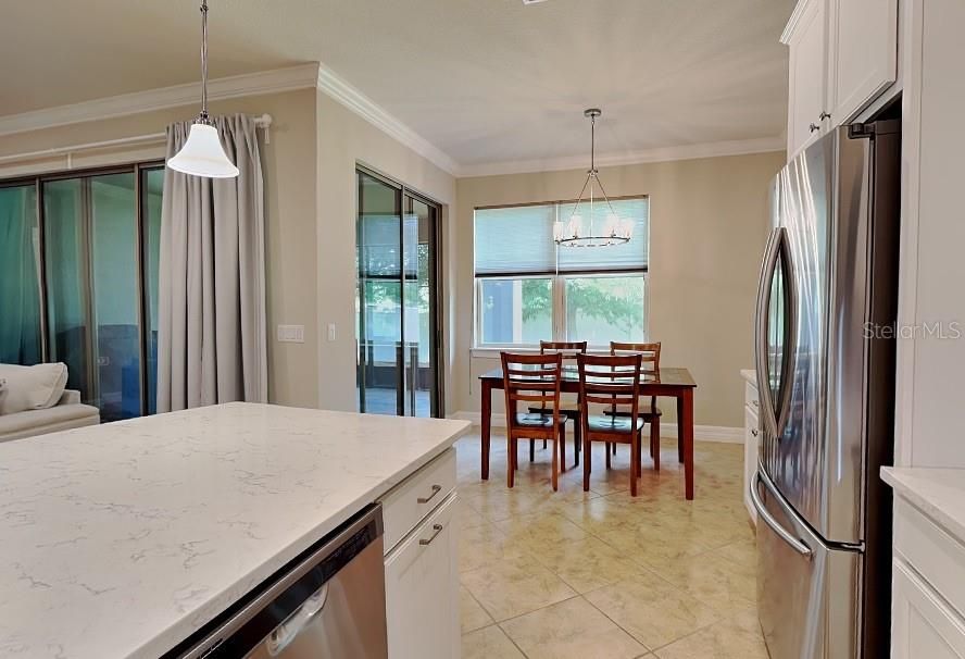 For Rent: $4,999 (3 beds, 2 baths, 2744 Square Feet)