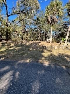 На продажу: $60,000 (0.17 acres)