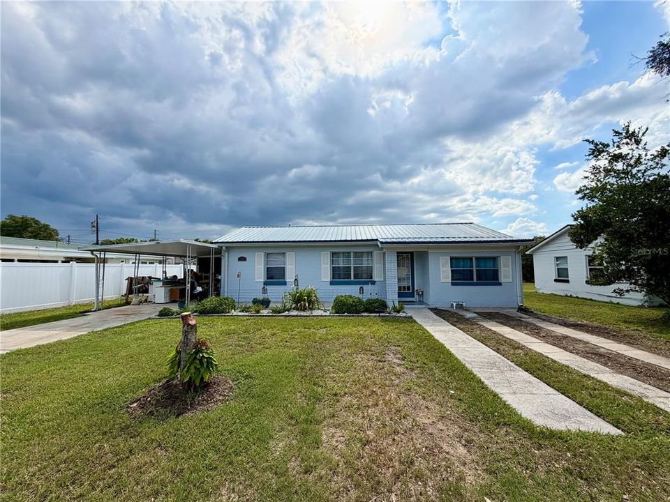 For Sale: $270,000 (3 beds, 2 baths, 1357 Square Feet)