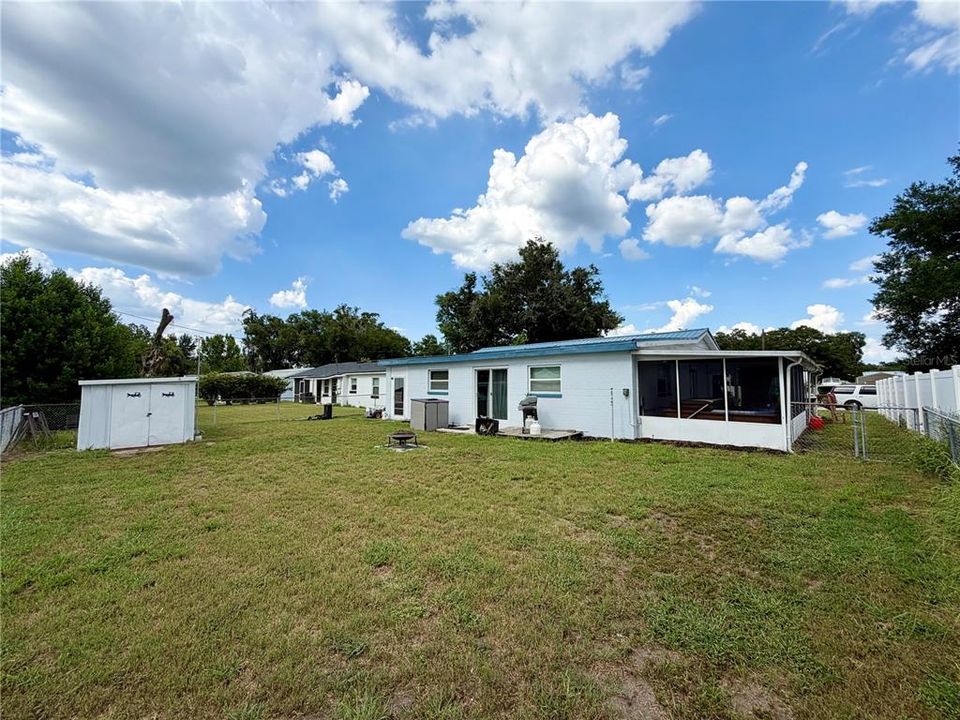 For Sale: $270,000 (3 beds, 2 baths, 1357 Square Feet)