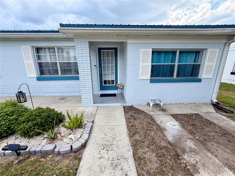 For Sale: $270,000 (3 beds, 2 baths, 1357 Square Feet)
