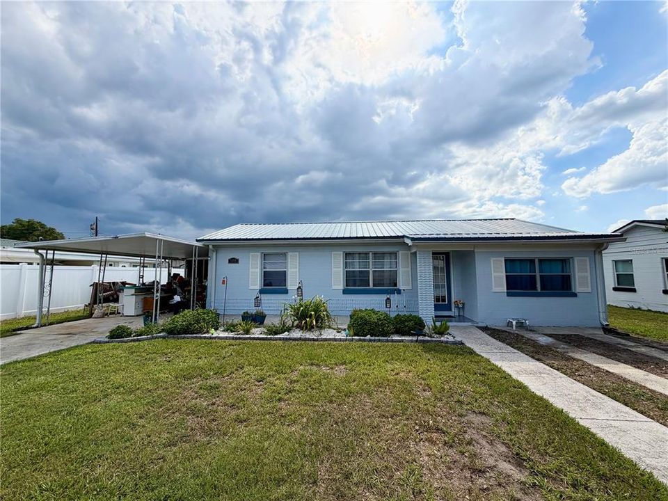 For Sale: $270,000 (3 beds, 2 baths, 1357 Square Feet)