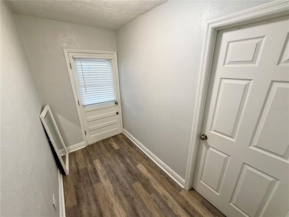 For Sale: $270,000 (3 beds, 2 baths, 1357 Square Feet)