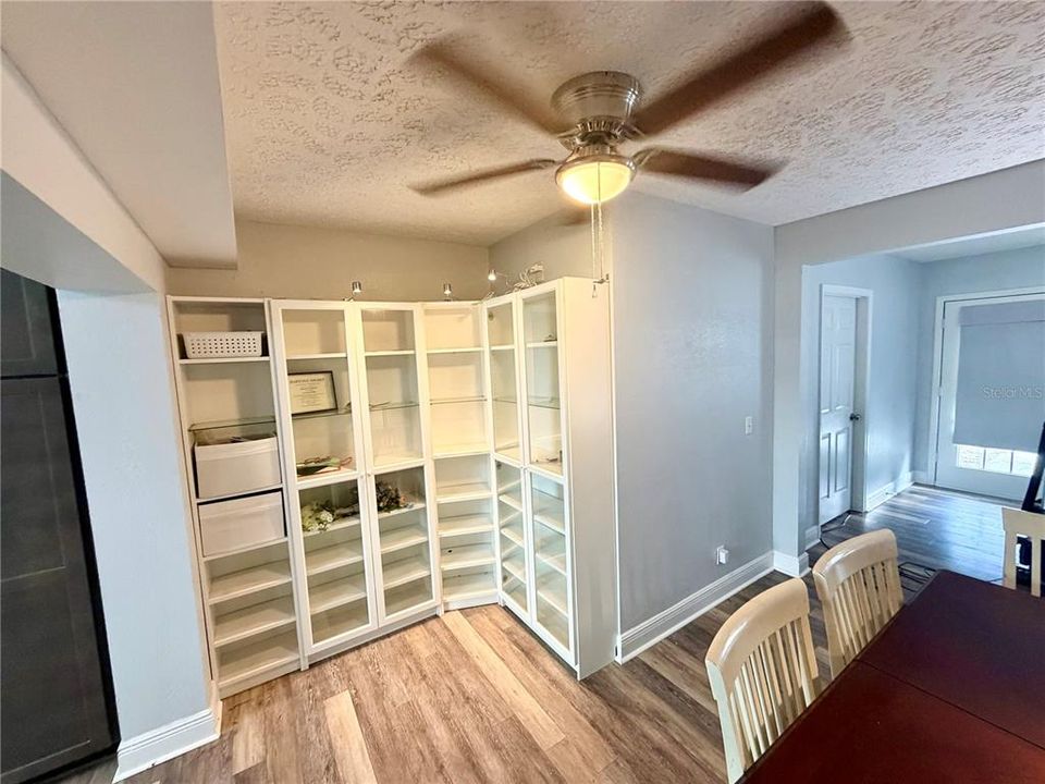 For Sale: $270,000 (3 beds, 2 baths, 1357 Square Feet)