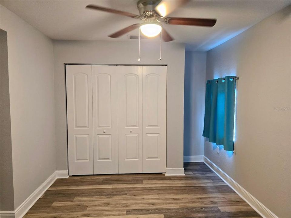 For Sale: $270,000 (3 beds, 2 baths, 1357 Square Feet)