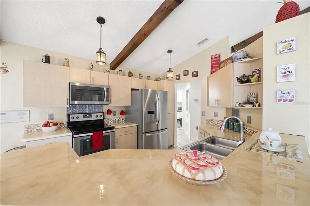 En Venta: $349,900 (3 camas, 2 baños, 1893 Pies cuadrados)