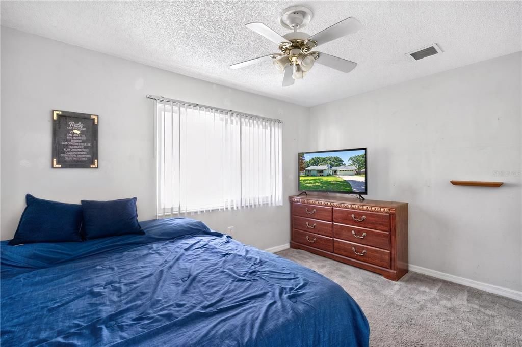 Active With Contract: $299,000 (3 beds, 2 baths, 1495 Square Feet)