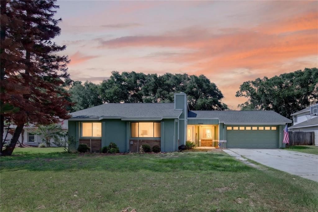 Active With Contract: $299,000 (3 beds, 2 baths, 1495 Square Feet)