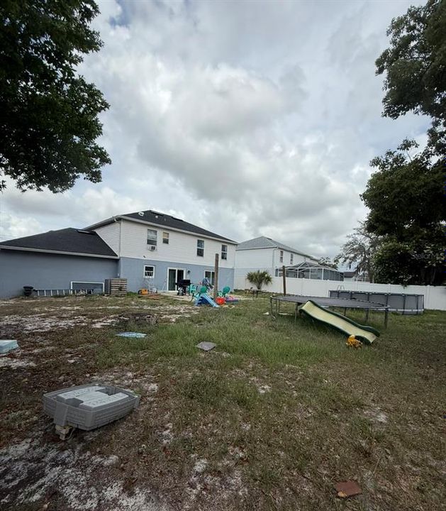 For Sale: $245,000 (4 beds, 2 baths, 2356 Square Feet)