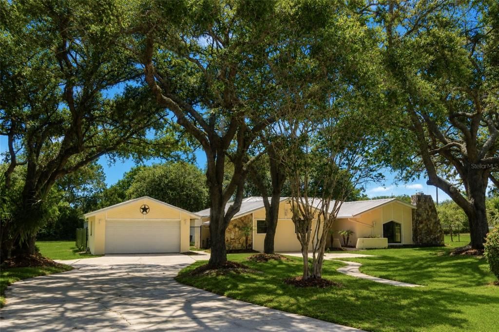 Active With Contract: $419,900 (4 beds, 4 baths, 3190 Square Feet)