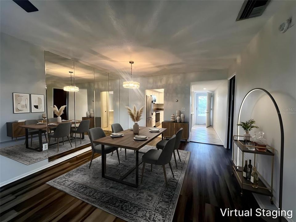 For Sale: $174,900 (2 beds, 2 baths, 978 Square Feet)
