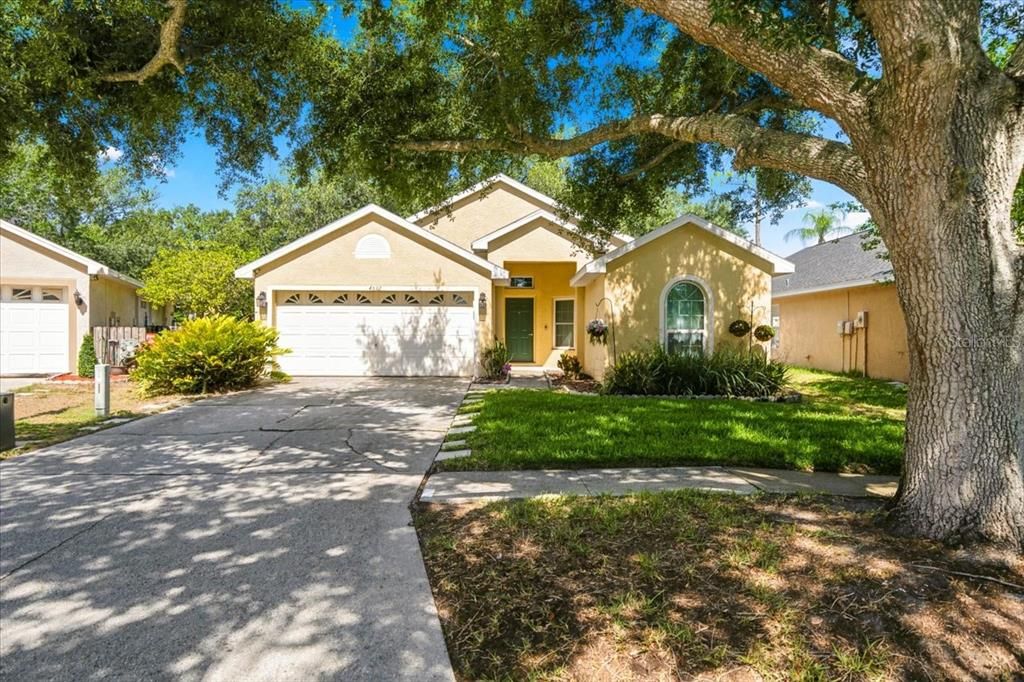 Active With Contract: $419,000 (3 beds, 2 baths, 1605 Square Feet)