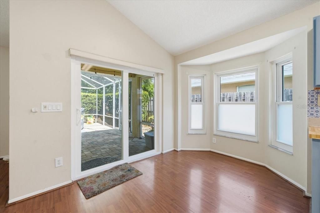 Active With Contract: $419,000 (3 beds, 2 baths, 1605 Square Feet)