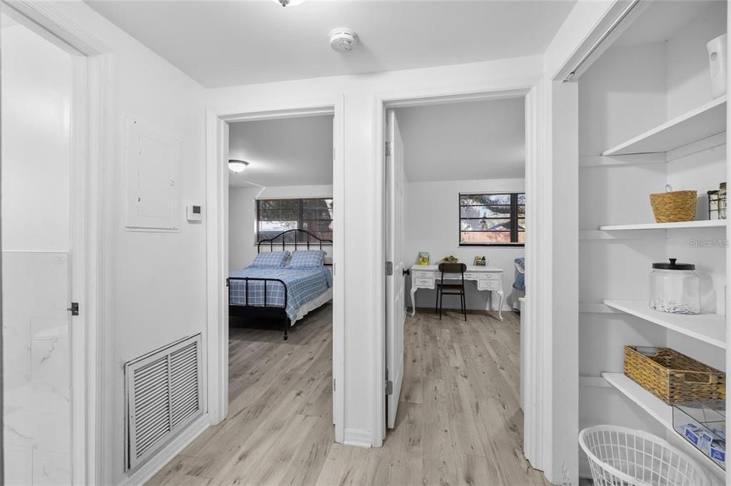 В аренду: $1,495 (2 спален, 1 ванн, 832 Квадратных фут)